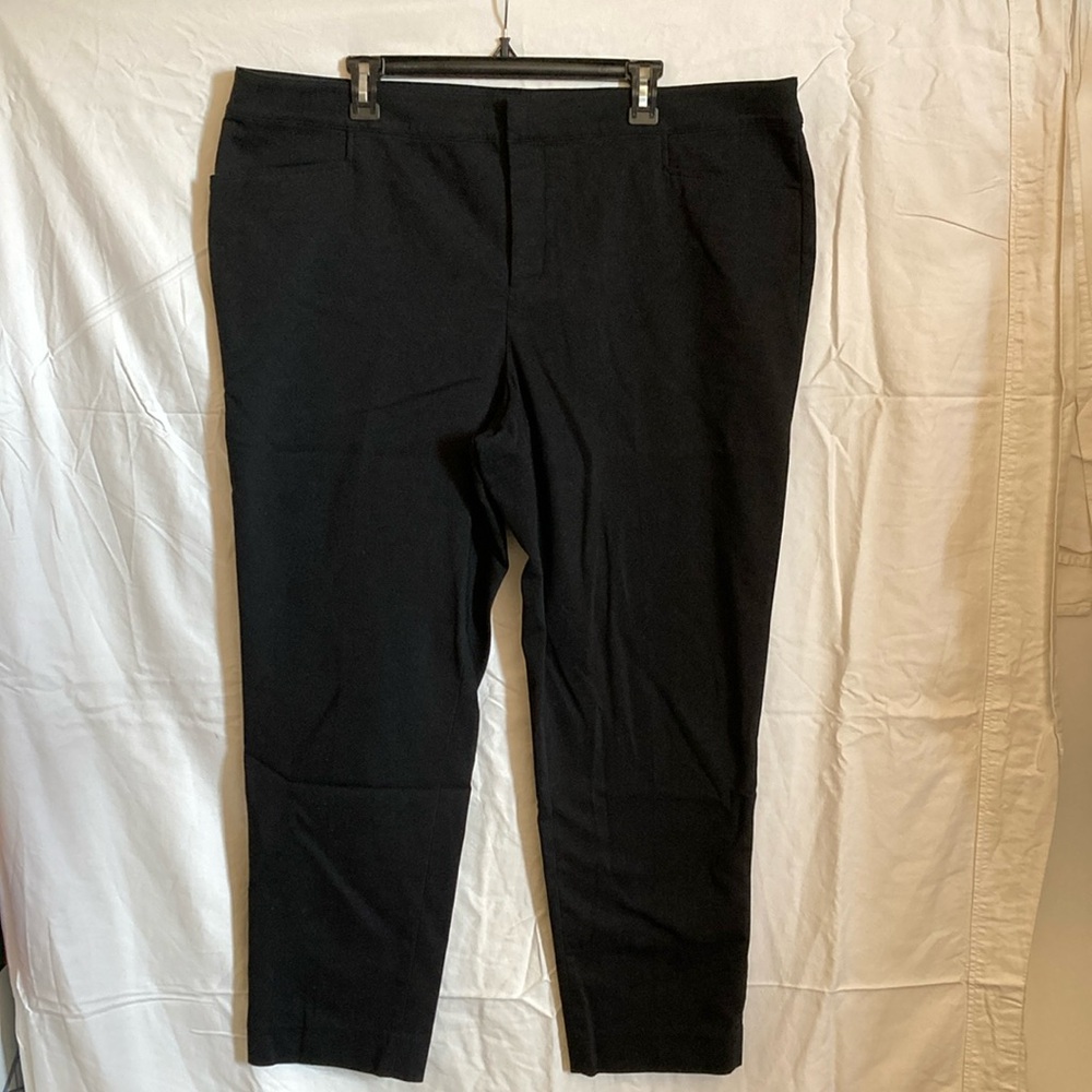Chaps Women’s Black Pants Classic Straight Leg